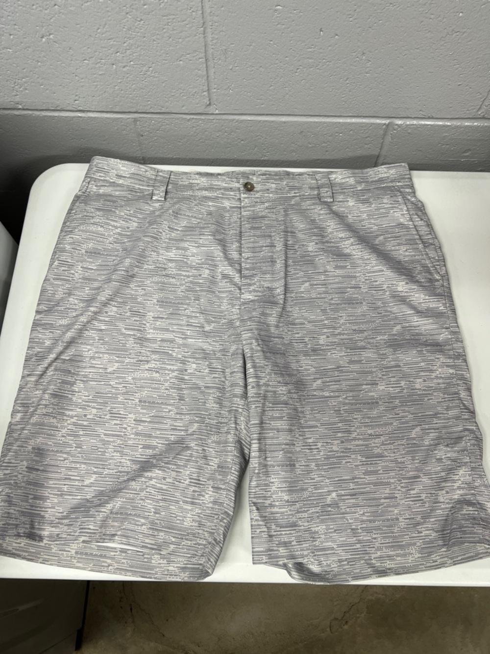 Men's Light Gray Patterned Flat Front Shorts